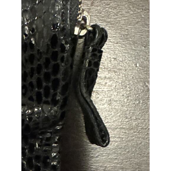 Brighton Medallion Zip Leather Wallet Clutch With Multiple Card Holders - Picture 8 of 9